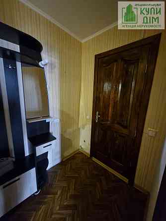 Продаж Квартира 2-кімнатна, 8/9 поверх на Вокзальна вулиця (Жовтневої Революції) Kirovohrad