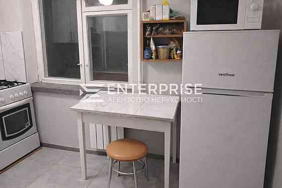 Продаж Квартира 3-кімнатна, 7/9 поверх на вул. Героїв полку «Азов» Kiev