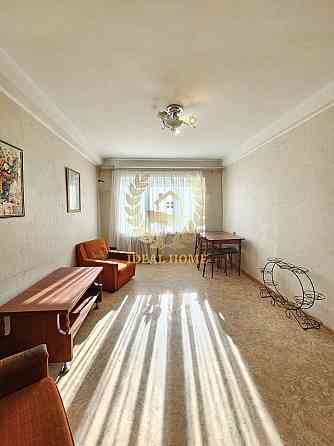 Продаж Квартира 3-кімнатна, 3/5 поверх на Остафия Дашкевича ул., 26 Киев