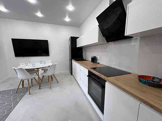 Оренда Квартира 2-кімнатна, 3/11 поверх на Отрадная ул., 13 Одеса