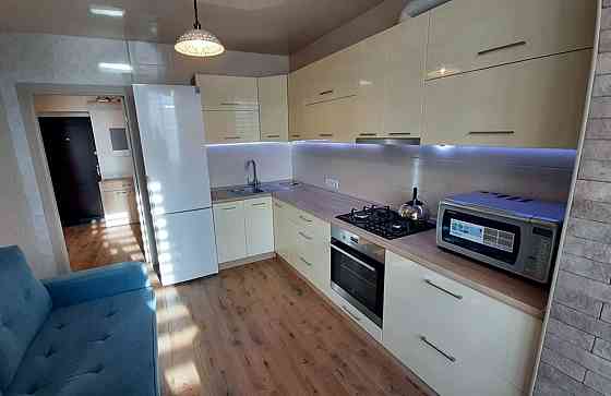 Продаж Квартира 1-кімнатна, 4/12 поверх на Владимирская ул., 1 Dnipro