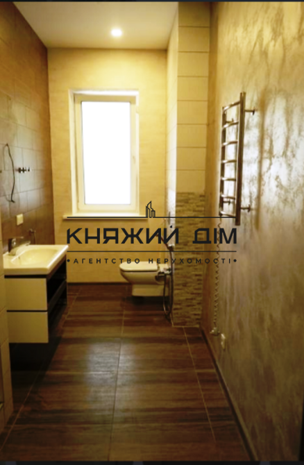 Дом 300 м2 в Романкове 6 спален,на участке ландшафтный дизайн на 16 сотка в 25 км от Киева  - фото 8