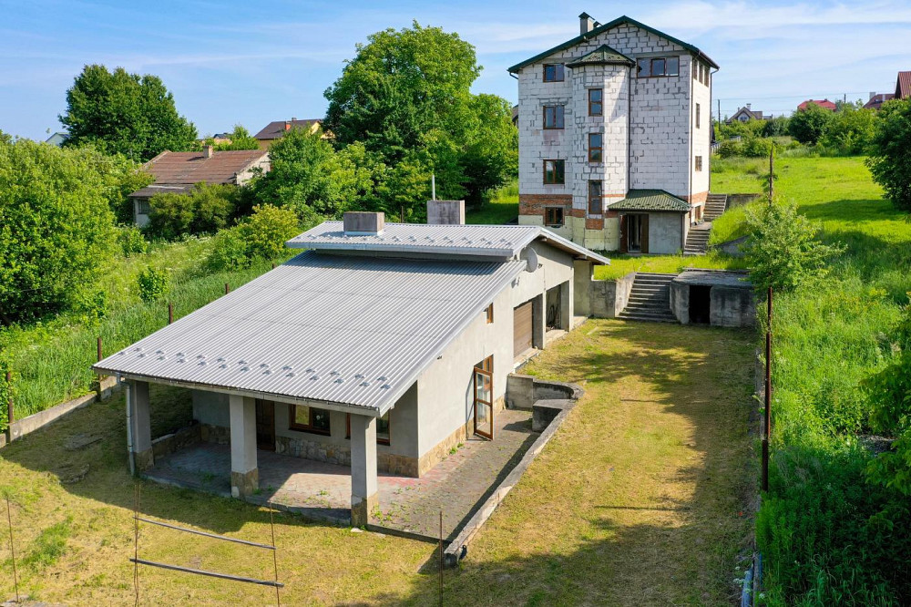 Продаж 2-поверховий Будинок з ділянкою 15 сот 279 кв.м 7+ кімн.  Пустомити - фото 1