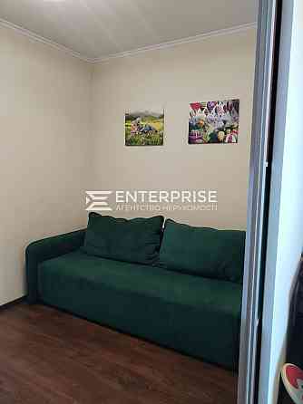 Продаж Квартира 1-кімнатна, 16/16 поверх на вул. Автозаводская Kiev