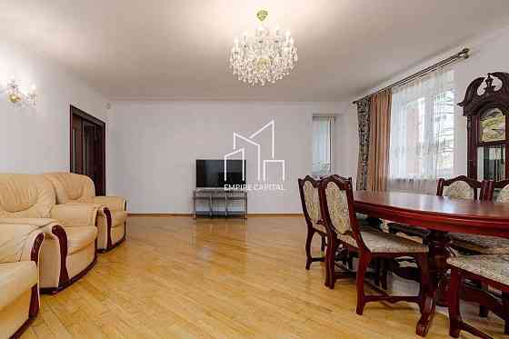 Продаж 2к квартири 112.2 кв. м Львів