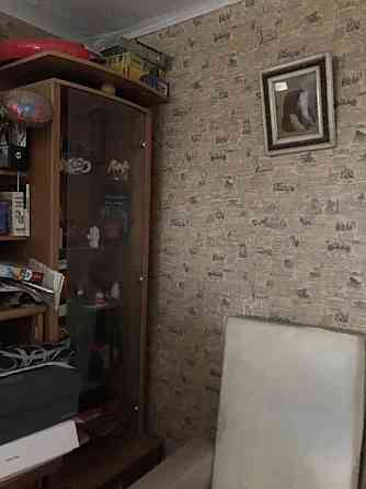 Продаж Квартира 1-кімнатна, 4/5 поверх на Пражская, 7 Киев