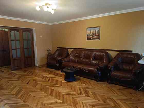 Продаж Квартира 2-кімнатна, 3/9 поверх на Паньківська вул., д. 19 Київ