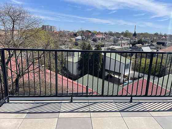 Квартира в сданном доме в Пространстве на Дачной с большой террасой. Одесса