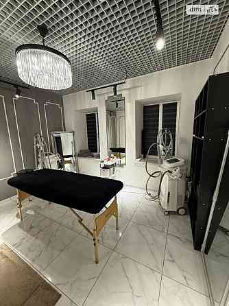 Оренда приміщення вільного призначення на Соборна поверх - 1/3 Винница