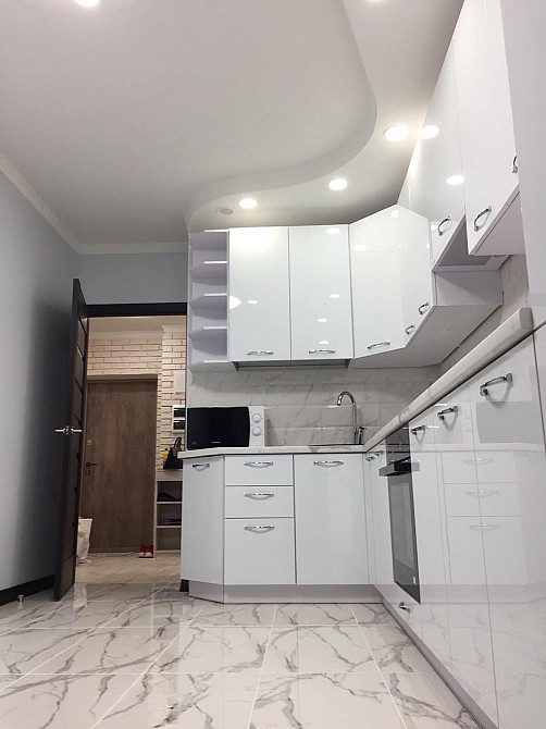 Оренда Квартира 2-кімнатна, 25/33 поверх на Академіка Заболотного, 1а Київ - фото 1