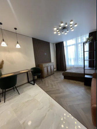 Продаж Квартира 1-кімнатна на переулок Курортный, 2/5 Odessa