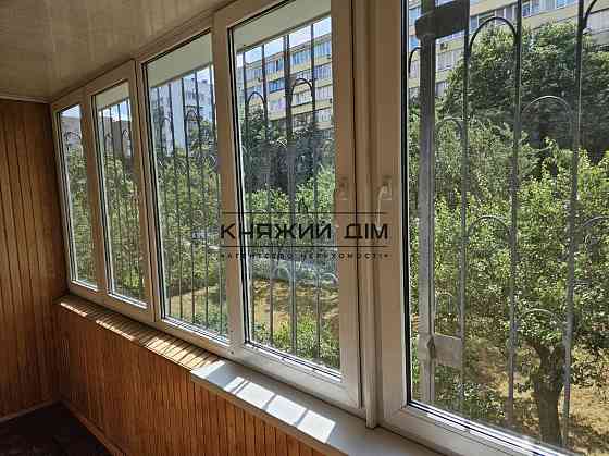 Оренда Квартира 2-кімнатна, 2/10 поверх на Дружбы Народов бульв./Миколи Міхновського бульв. Київ