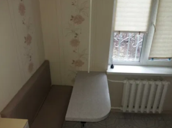 Оренда Квартира 1-кімнатна, 1/5 поверх на провулок Коломийский, 12 Київ