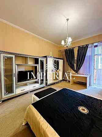 Оренда Квартира 2-кімнатна, 3/6 поверх на вул. Саксаганского Київ