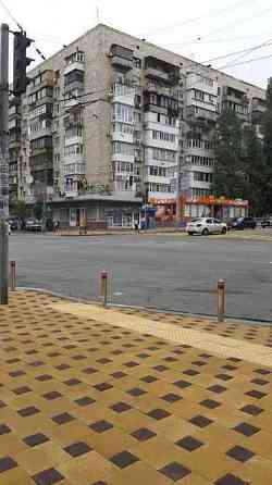 Оренда Квартира 3-кімнатна, 3/9 поверх на ул. Саксаганского Київ