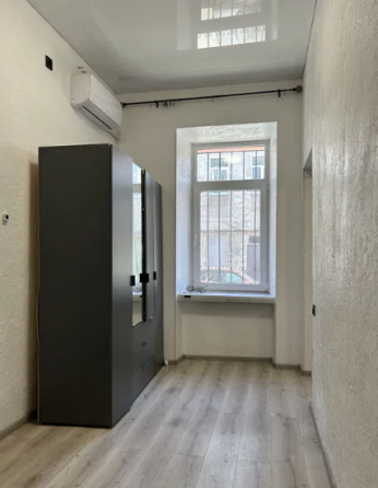 Продаж Квартира 1-кімнатна на переулок Вознесенский, 24 Одесса