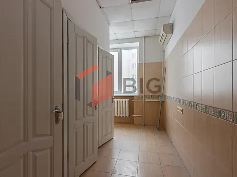 Здається  площа 650 кв.м 3-й поверх Львів Залізнична вулиця Львів - фото 1