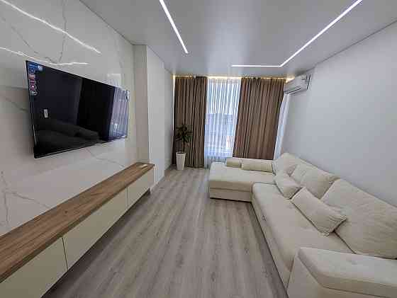 Продаж Квартира 2-кімнатна, 10/13 поверх на вул. Коновальця Є. Івано-Франківськ