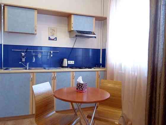 Оренда Квартира 1-кімнатна, 5/6 поверх на Дарвіна, 1 Київ