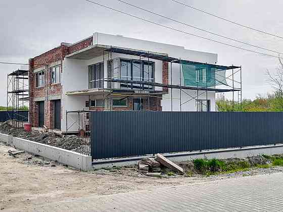Продаж будинку 2 поверхи — Богуна Пасіки-Зубрицькі