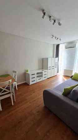 Оренда Квартира 1-кімнатна, 4/5 поверх на ул. Регенераторная Kiev