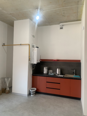 Здається Приміщення в житловому будинку площа 97 кв.м 2-й поверх Львів Стрийська 113Г Львів