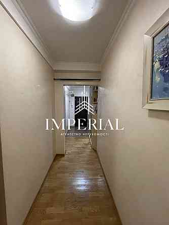 Продаж Квартира 3-кімнатна, 4/9 поверх на вул. Зодчих Киев