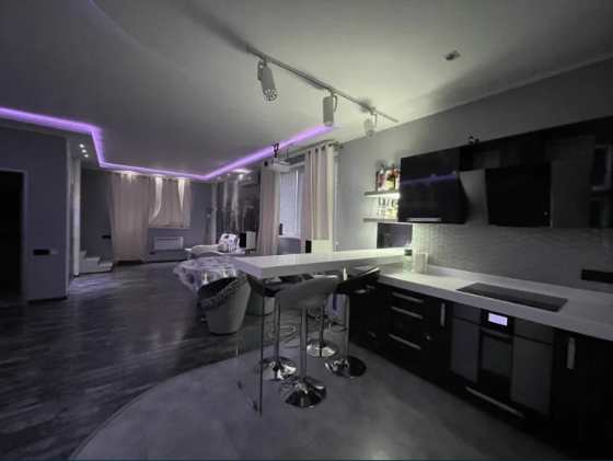 Дом с евроремонтом в Новой Дофиновке Нова Дофиновка