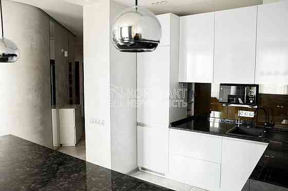 Продаж Квартира 3-кімнатна, 6/25 поверх на вул. Науки Харьков