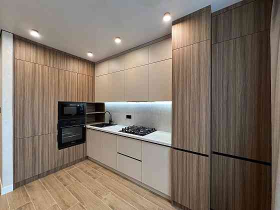 Продаж Квартира 1-кімнатна, 10/10 поверх на Нероїв Миколаїва Івано-Франківськ