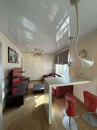 Продаж Квартира 3-кімнатна, 8/14 поверх на вул. Молочна Kharkiv