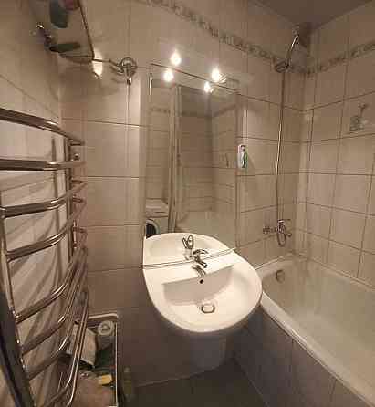 Продаж Квартира 4-кімнатна, 2/15 поверх на Ревуцкого, 13 Київ