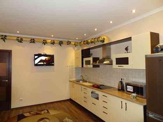 Оренда Квартира 2-кімнатна, 11/23 поверх на ул. Урловская, 19 Kiev