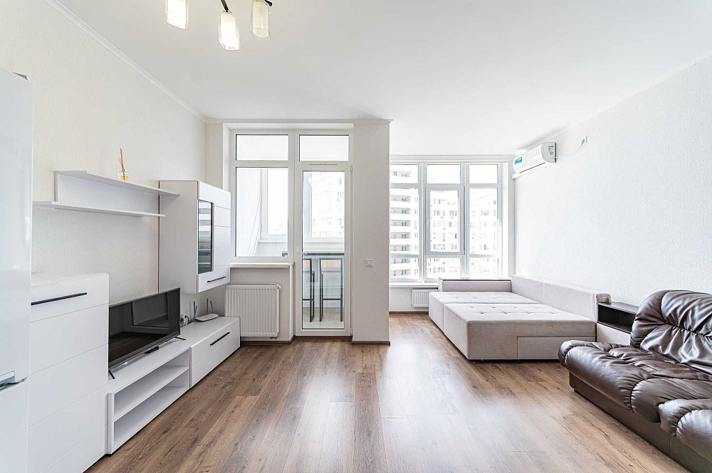 Продаж Квартира 1-кімнатна, 22/25 поверх на Пчілки Олени вул., д. 7 Київ - фото 2