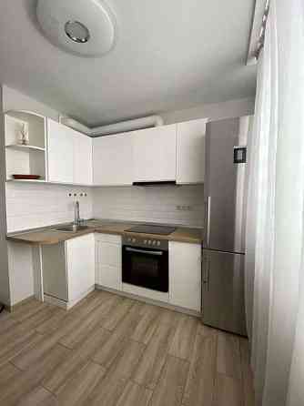 Оренда Квартира 2-кімнатна, 21/26 поверх на ул. Соломии Крушельницкой, 15-а Київ