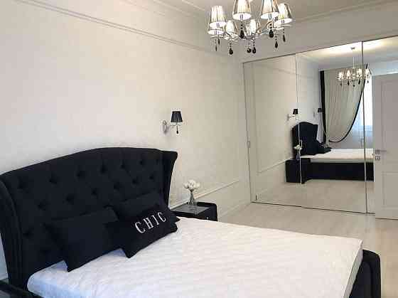 Оренда Квартира 1-кімнатна, 7/15 поверх на Итальянский б-р, 1а Одеса