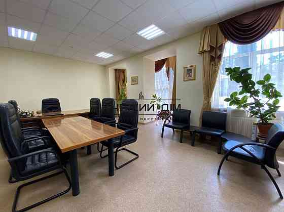 Оренда офісне приміщення на вул. Выборгская ул./ Олекси Тихого поверх - 2/3 Київ