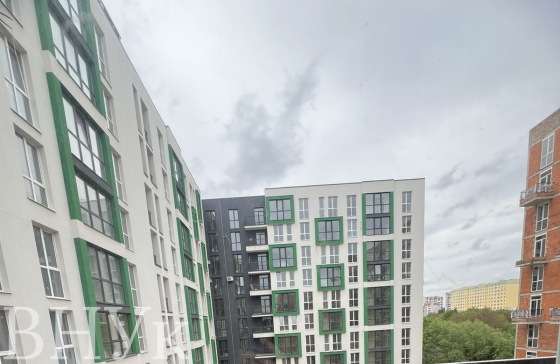 Продаж Квартира 3-кімнатна, 3/5 поверх на вул. Роксоляни L'viv