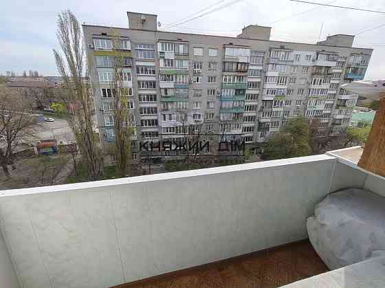 Оренда Квартира 1-кімнатна, 7/9 поверх на Ялтинская ул. Kiev