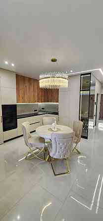 Акрополь . Двухкомнатная квартира с ремонтом. Одеса