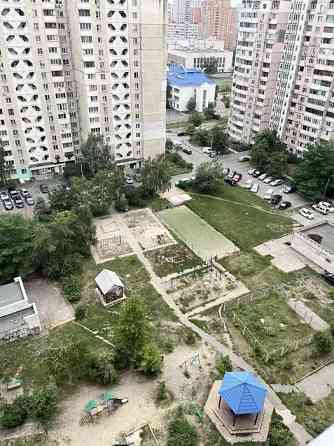 Оренда Квартира 2-кімнатна, 15/16 поверх на ул. Урловская Kiev