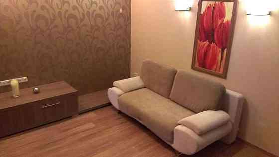 Оренда Квартира 2-кімнатна, 3/25 поверх на ул. Дегтярёвская Киев