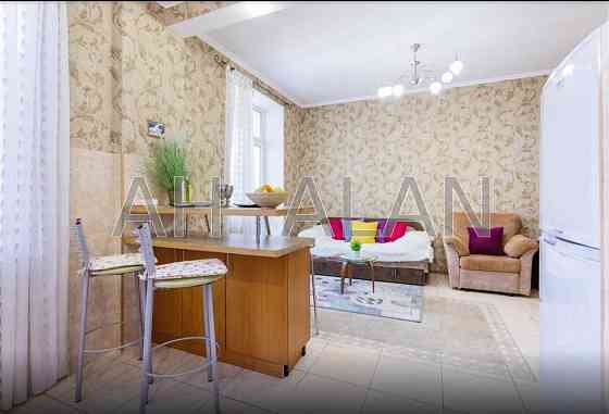 Оренда Будинок 2-кімнатний на Шевченка Тараса бул., 6 Київ