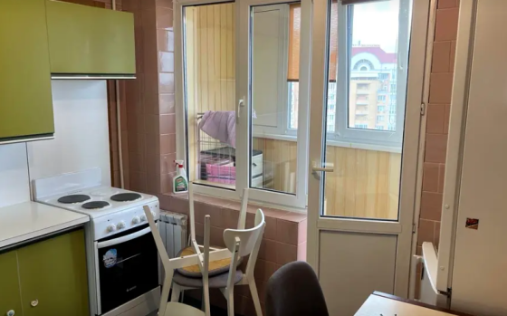 Оренда Квартира 1-кімнатна, 15/16 поверх на Приозерна, 2а Kiev