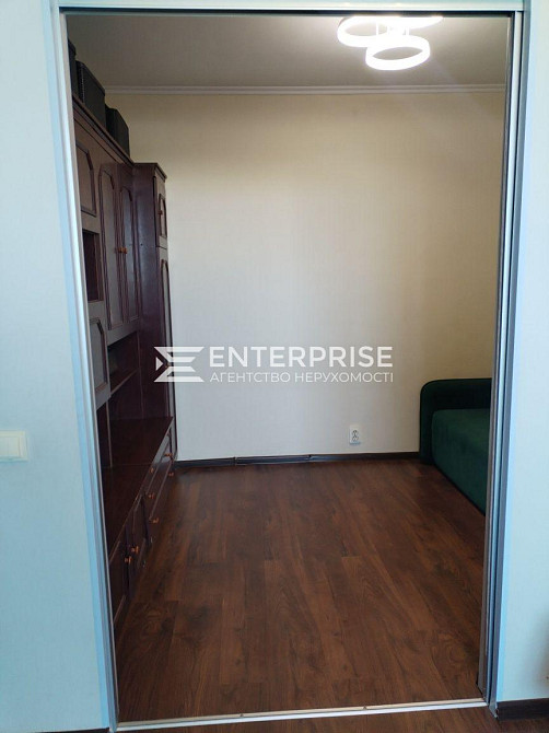 Продаж Квартира 1-кімнатна, 16/16 поверх на вул. Автозаводская Киев - изображение 3