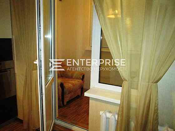 Продаж Квартира 1-кімнатна, 18/25 поверх на вул. Милославська Киев