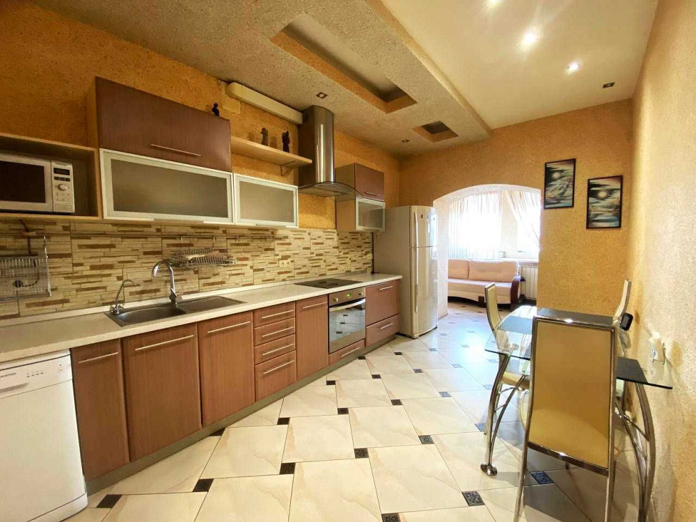 Продаж Квартира 1-кімнатна, 12/14 поверх на Володимира Івасюка вул., д. 6 Kiev - photo 1