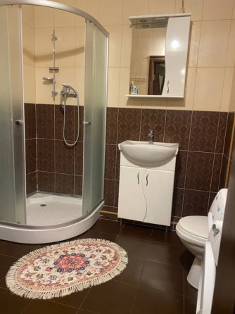 Оренда Квартира 1-кімнатна, 15/26 поверх на вул. Драгоманова, 12 Київ