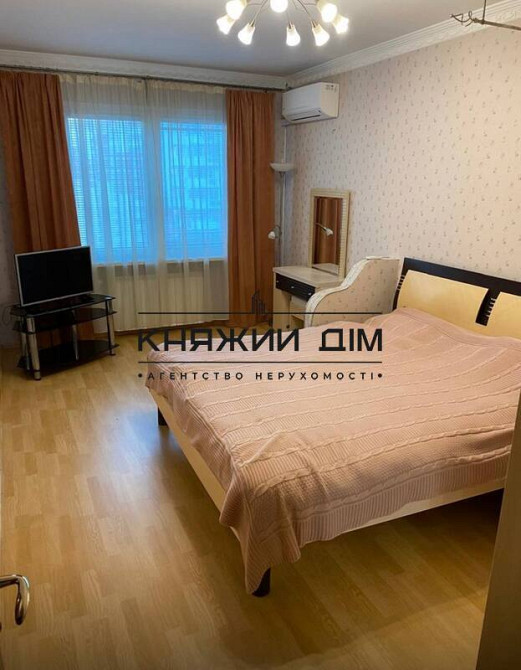 Оренда Квартира 3-кімнатна, 18/22 поверх на Драгоманова ул. Киев - изображение 1