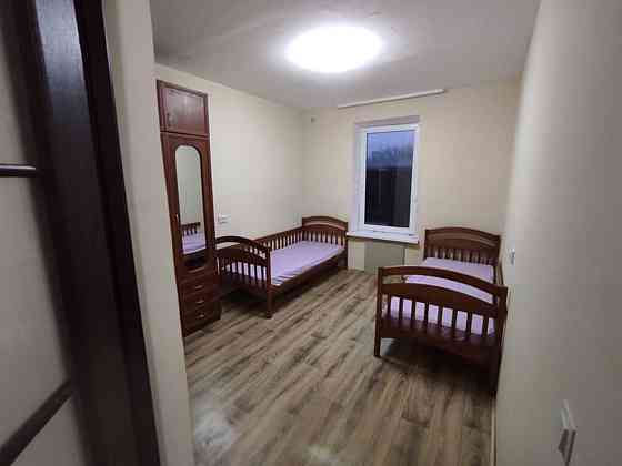 Оренда Квартира 2-кімнатна, 1/2 поверх на Повітрофлотська, 86в Kiev